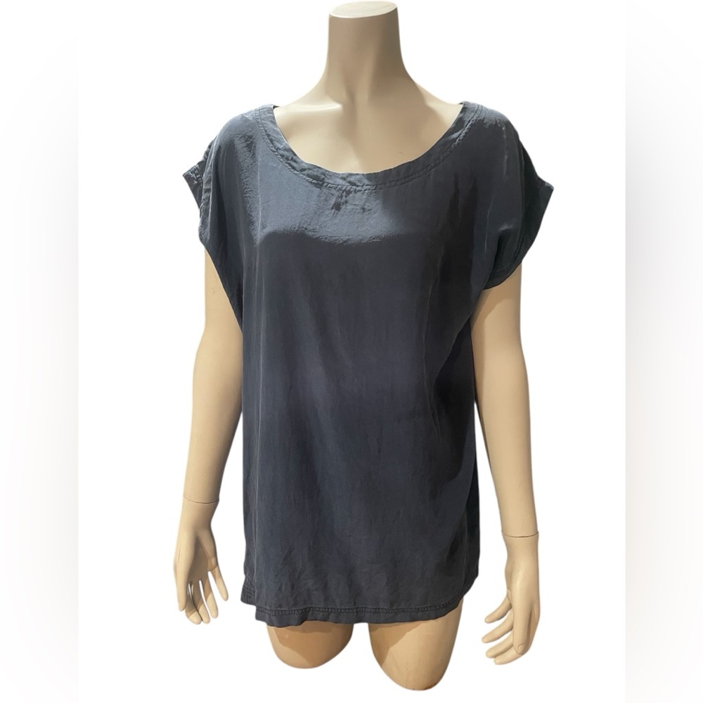 ROYAL SILK XXL 100% Silk top. Sanded Silk EUC no signs of wear or flaws.